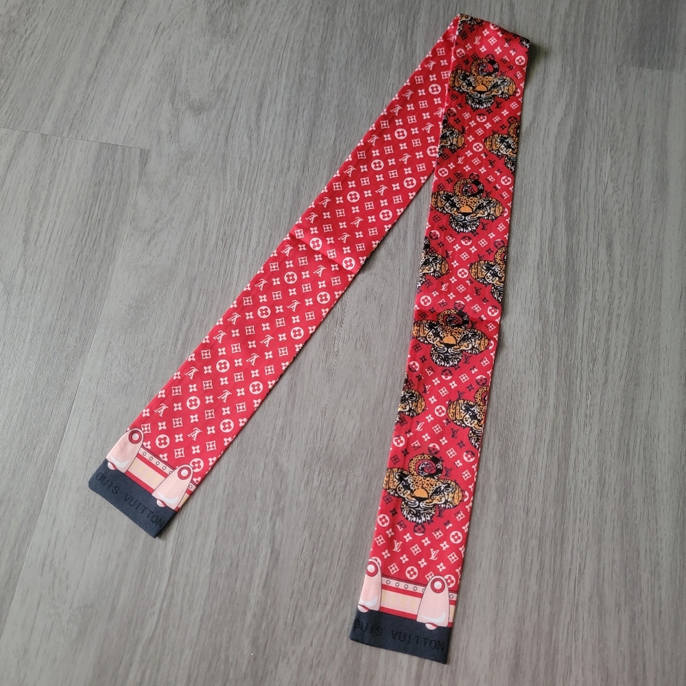 Sale🎉 1pc Bag Twilly, Hair Tie, Scarf, Twilly Scarf Accessory